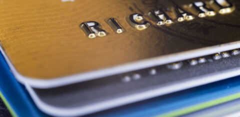 how to avoid debt while managing multiple credit cards