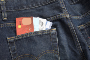 multiple credit cards in back pocket