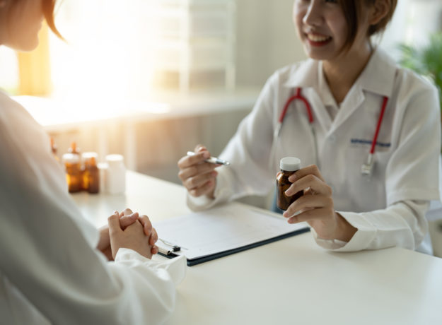 la mujer mide el bienestar financiero