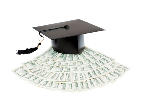 4 Decisions That Can Affect Your Financial Life After You Graduate