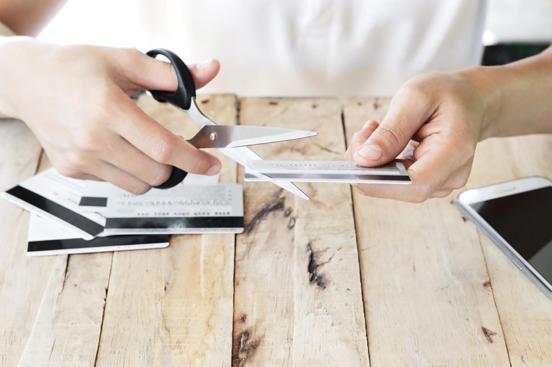 learn the process of closing a credit card