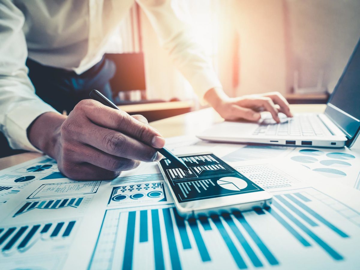 Artificial-Intelligence-And-The-Automation-Of-Finance-1200x900 Cómo usar IA para automatizar tareas empresariales
