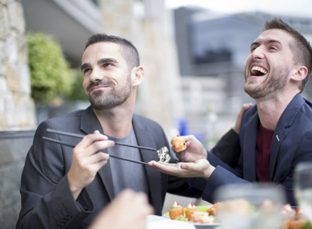 couple living on $25,000 a year