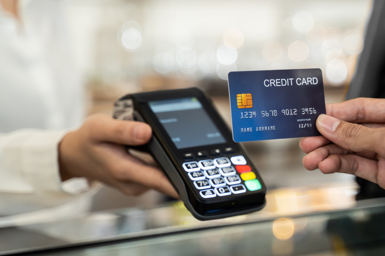 Transactor vs. Revolver: Understanding Credit Card Habits